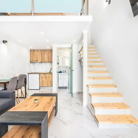 Casa Marina & Kledi By Kottas - Premium Lofts Apartment
