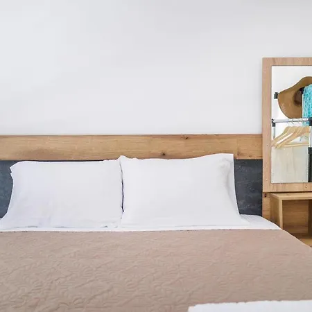 Casa Marina & Kledi By Kottas Apartament